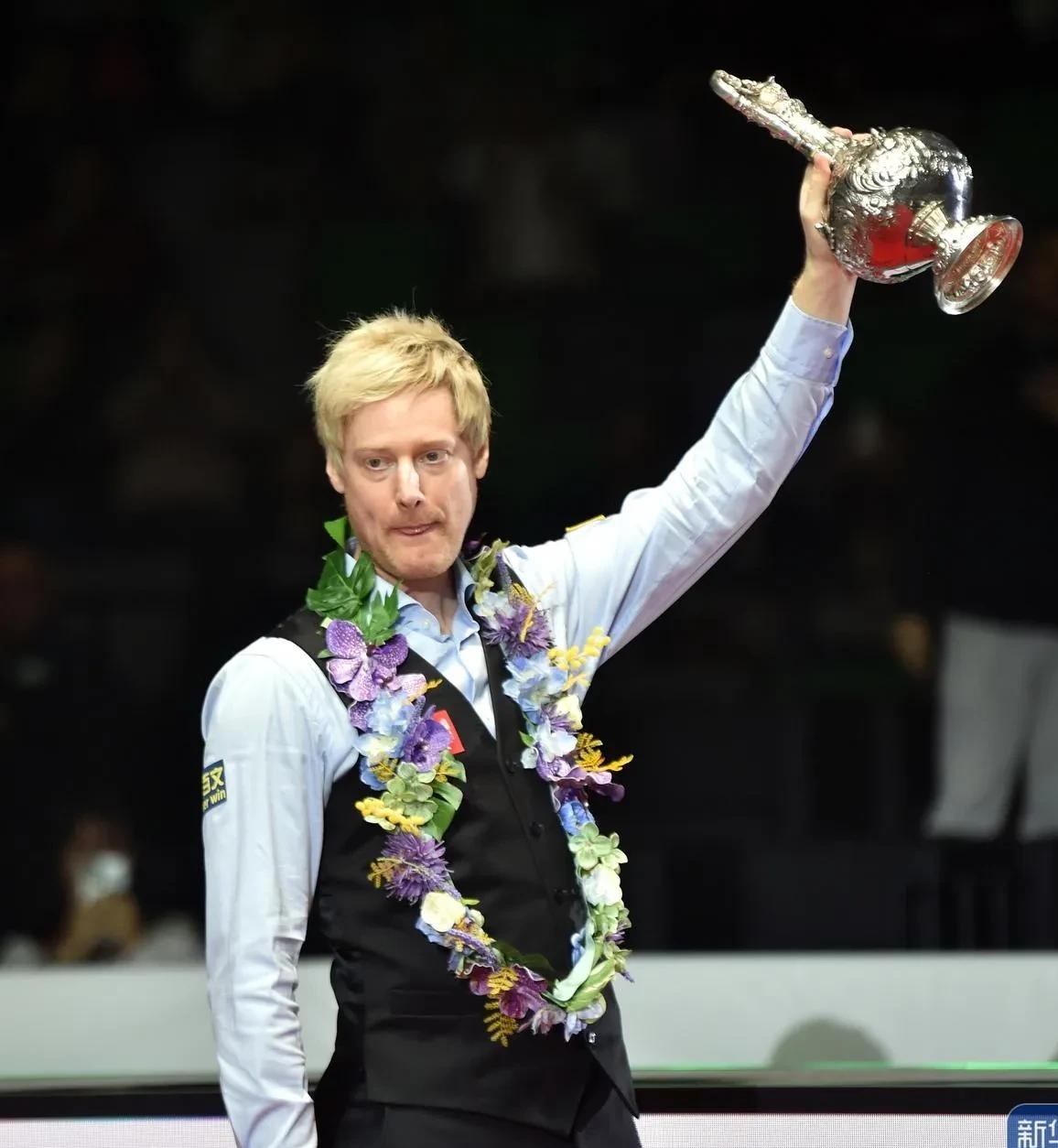 步伐迟缓 步伐迟缓